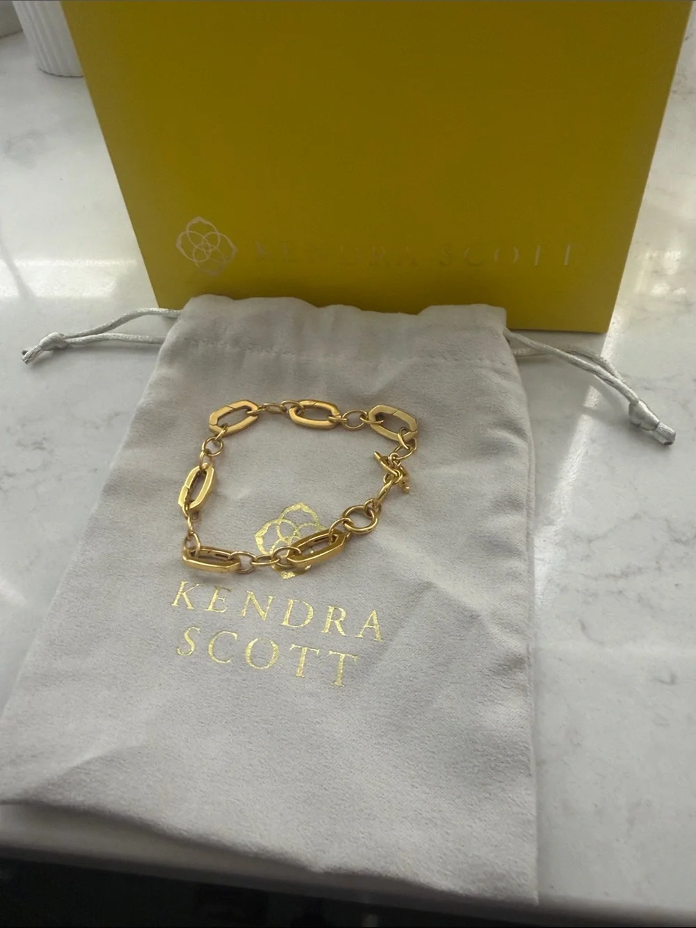 Kendra Scott Gold Toggle Link Bracelet